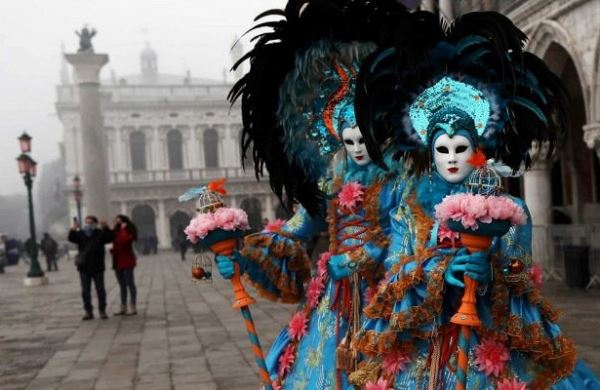<br />
Карнавал 2020: эффектные фотографии со всего мира<br />
